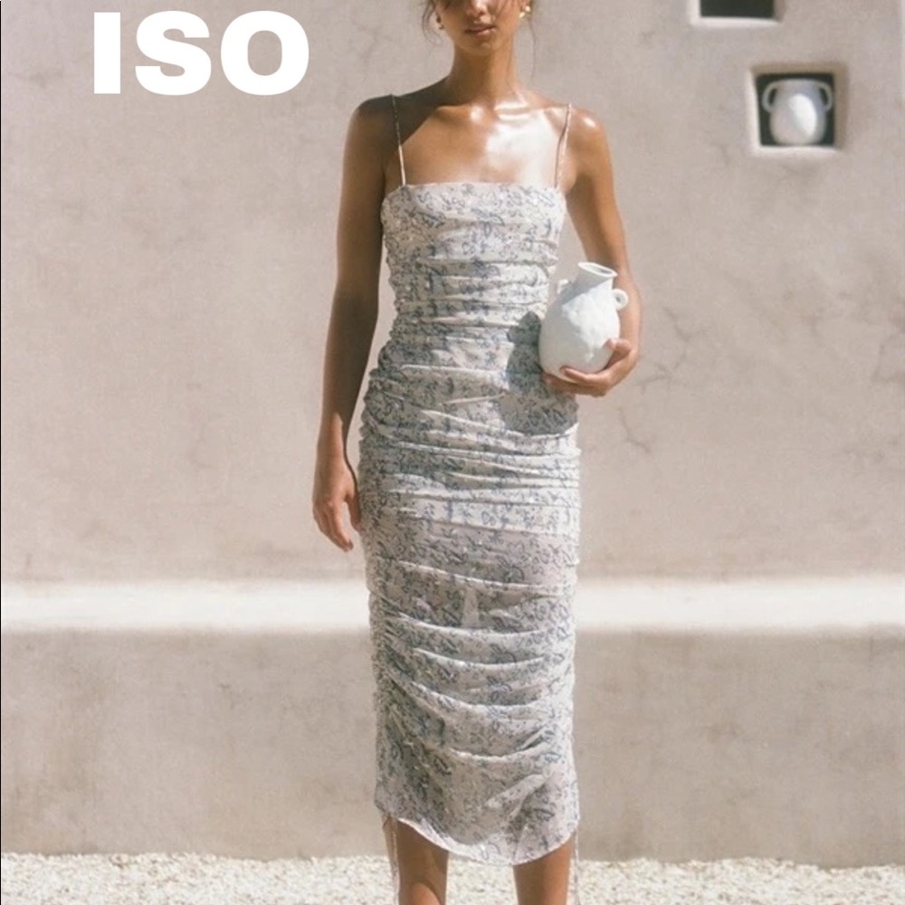 ISO:in search of this dress in a M or L